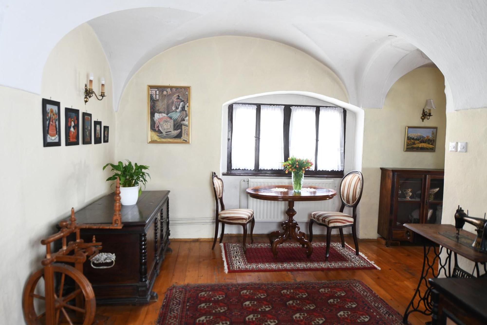 Baroque Villa Near Bled - Resort Vidmar Lesce  Bagian luar foto